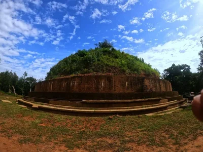 Lahugala - Photo 2