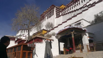 Lhasa - Photo 5