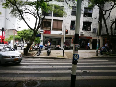 Calle 10 - Photo 3