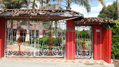 La Colina - Photo 3