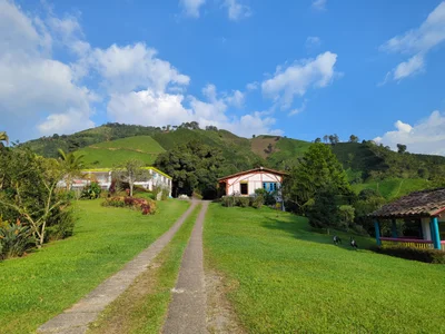 Hacienda Guayabal - Photo 3