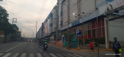 Valenzuela - Photo 4