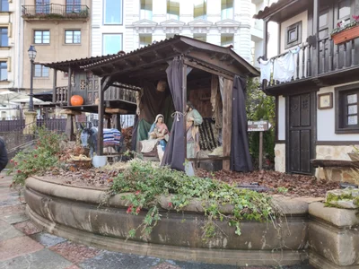 Oviedo - Photo 2
