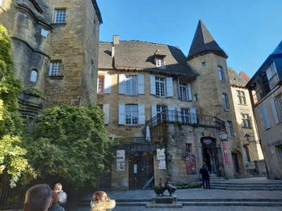 Sarlat-la-Canéda - Photo 2