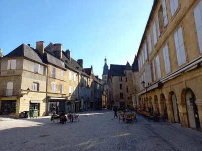 Sarlat-la-Canéda - Photo 3
