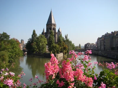 Metz - Photo 3