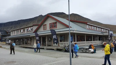 Longyearbyen - Photo 4