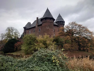 Krefeld - Photo 2
