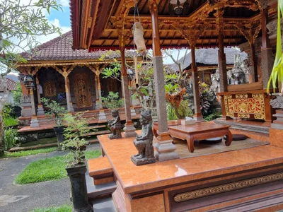 Kedewatan - Photo 2