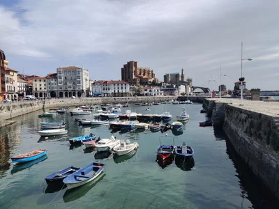 Castro-Urdiales - Photo 2