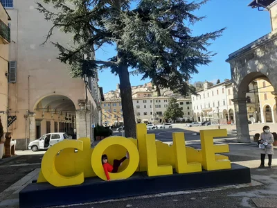 Colle di Val d'Elsa - Photo 2