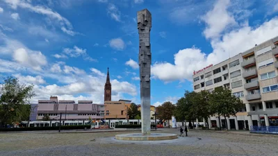 Ludwigshafen am Rhein - Photo 2