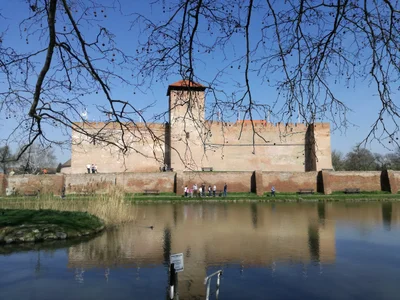 Gyula - Photo 2