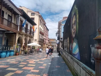 Avilés - Photo 2