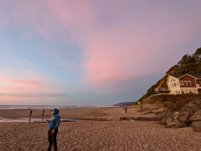Lincoln City - Photo 3