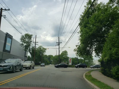 Paramus - Photo 2