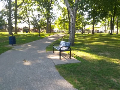 Leamington - Photo 3