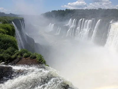 Iguassu Falls - Photo 4