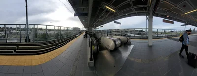 SeaTac - Photo 4