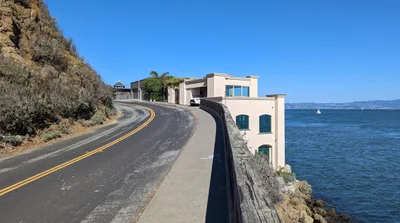 Tiburon - Photo 5