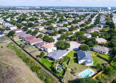 Pflugerville - Photo 2