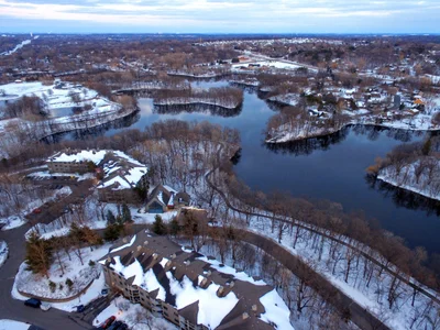 Eagan - Photo 3