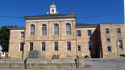 Summersville - Photo 2