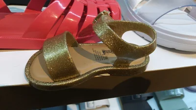 New Balance - Photo 5