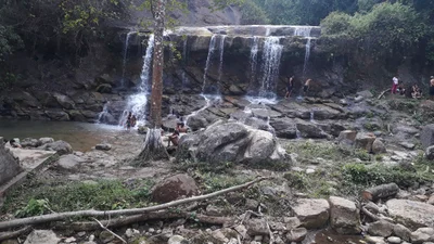 Lagunas - Photo 3