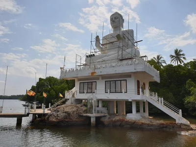 Aluthgama - Photo 3