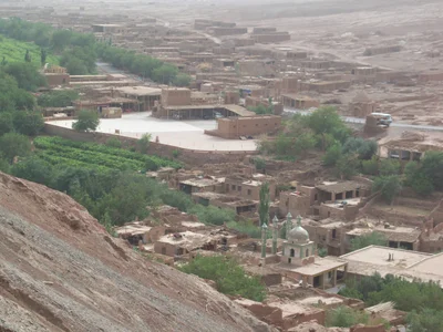 Turpan - Photo 2