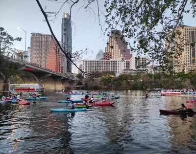 Austin - Photo 3
