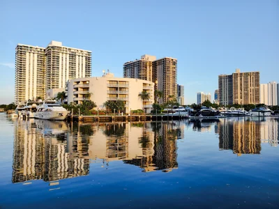 Aventura - Photo 2