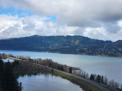 Columbia Gorge Scenic Highway - Photo 2