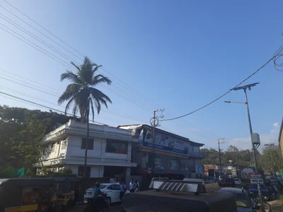 Pazhayangadi - Photo 4
