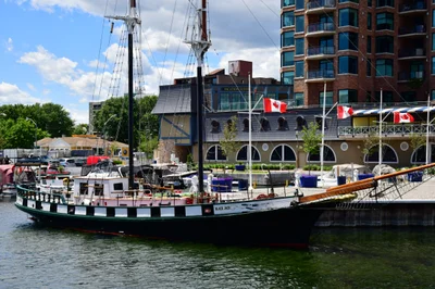 Brockville - Photo 2