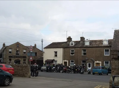 Hawes - Photo 5