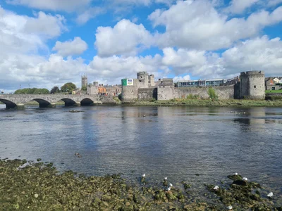 Limerick - Photo 3