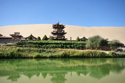 Dunhuang City - Photo 2