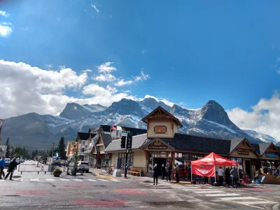 Canmore - Photo 3