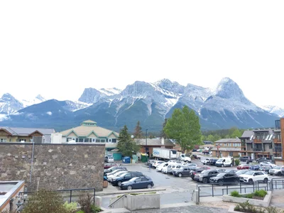 Canmore - Photo 4