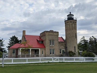 Mackinaw City - Photo 4