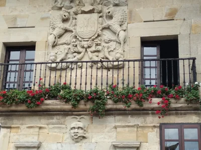 Santillana del Mar - Photo 2