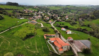 Comillas - Photo 2