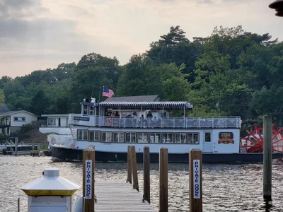 Saugatuck - Photo 2