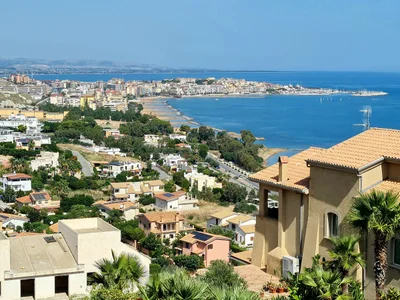 Crotone - Photo 2