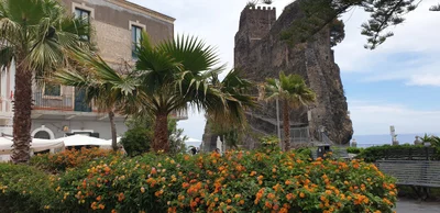 Aci Castello - Photo 4