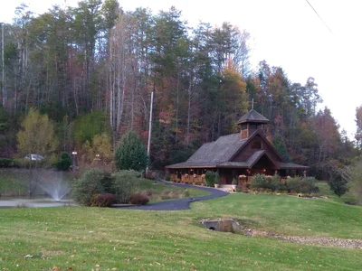 Pittman Center - Photo 3