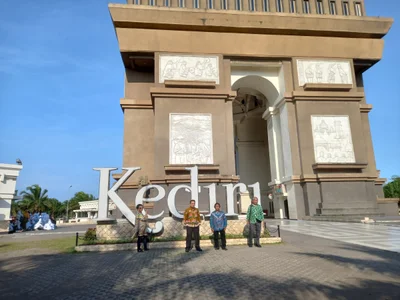East Java - Photo 2