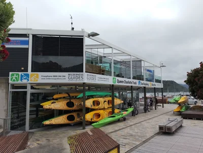 Picton - Photo 3